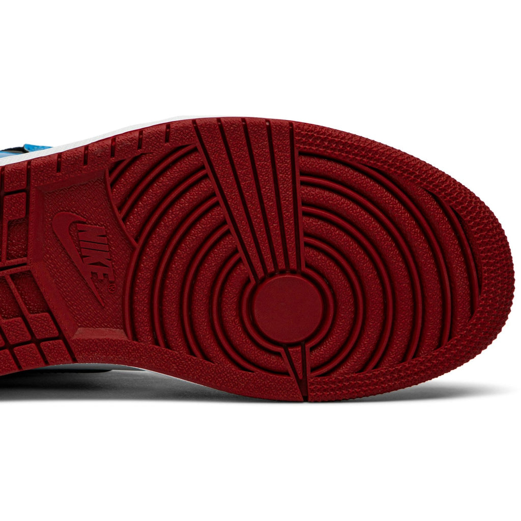 Air Jordan 1 Retro High OG 'Fearless'