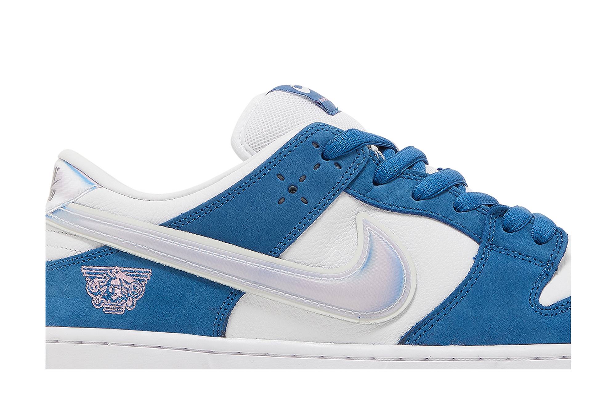 NIKE SB DUNK ‘ONE BLOCK AT A TIME’