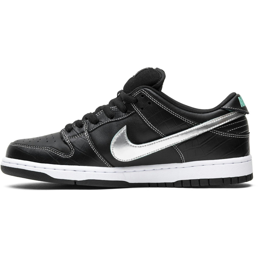 NIKE SB DUNK LOW PRO ‘BLACK DIAMOND’