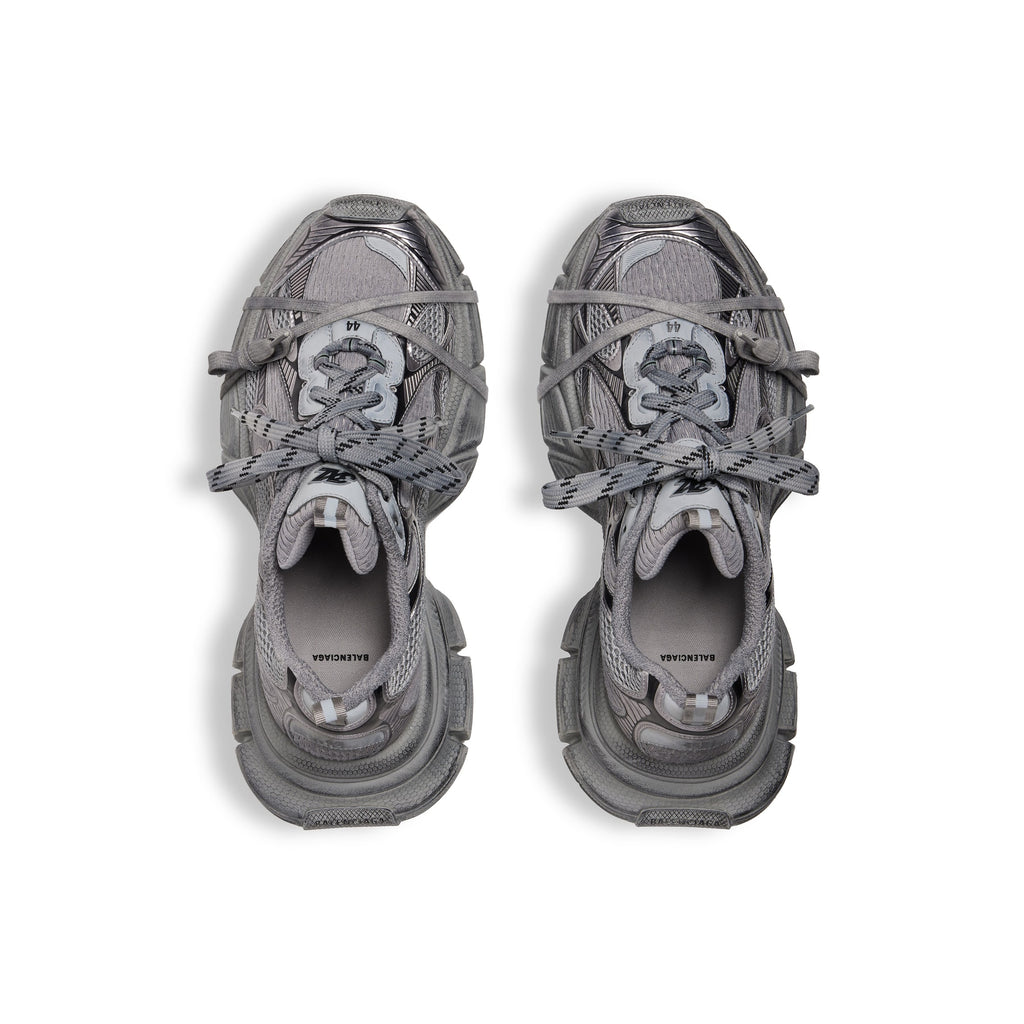 Balenciaga 
Men's 3xl Sneaker in Grey